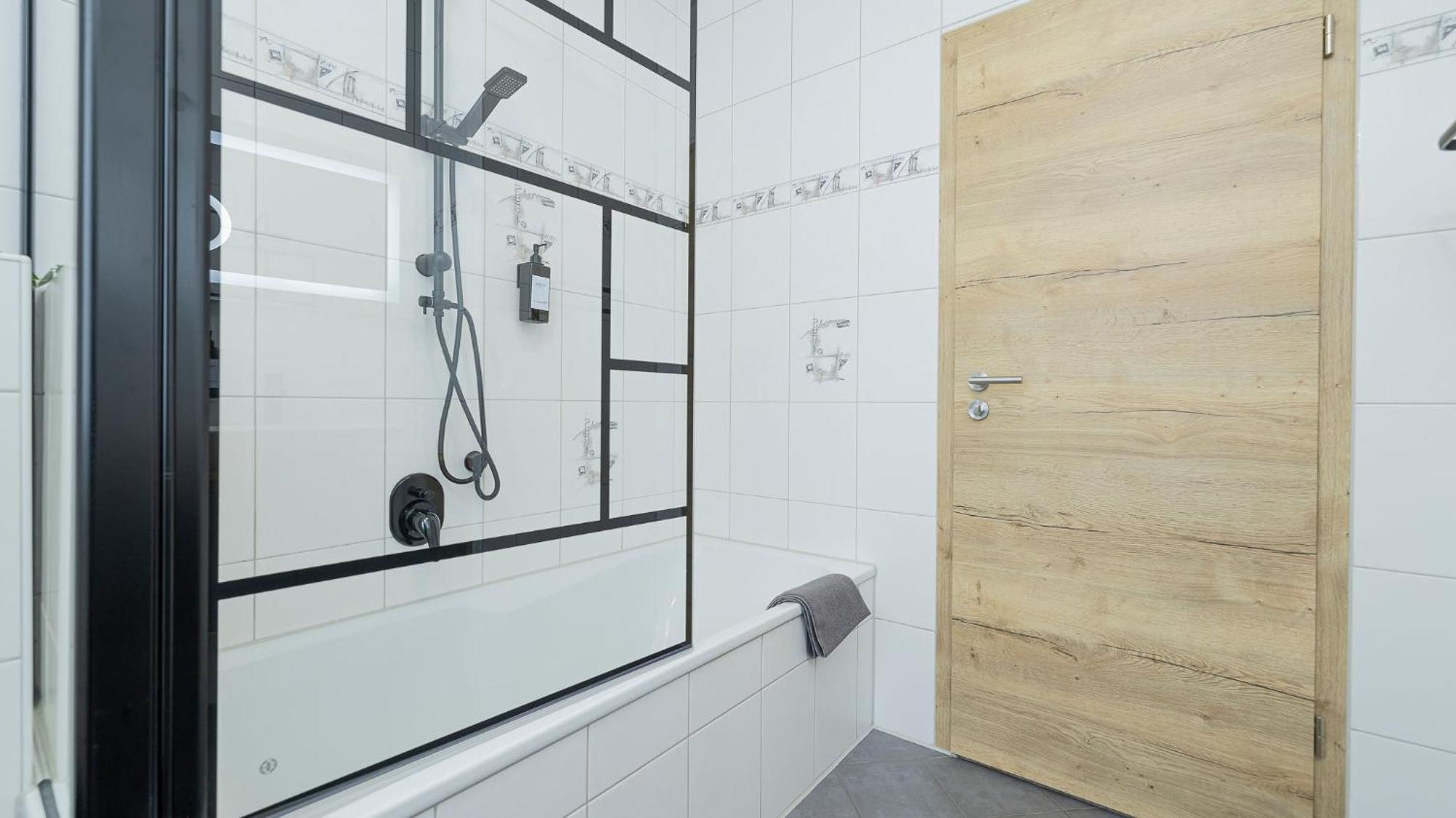 Luxx Home Mm, Airport- Fuer 7 Personen-Parken-Kueche Trunkelsberg Dış mekan fotoğraf